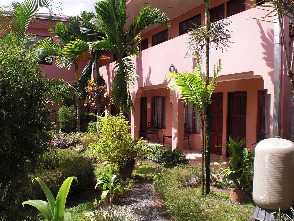 Hotel La Choza Inn La Fortuna Exterior foto