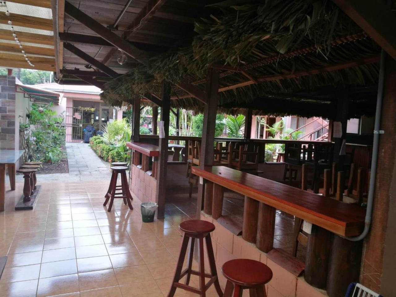 Hotel La Choza Inn La Fortuna Exterior foto
